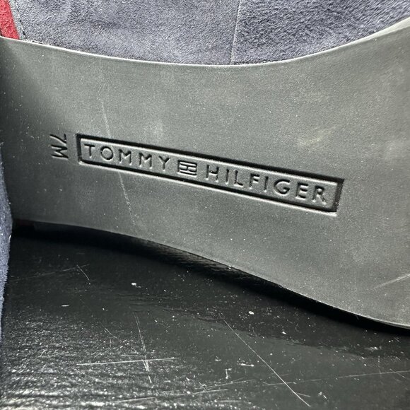 Tommy Hilfiger Pumps Blue Suede 3.5” Chunky Block Heels Burgundy Gold Trim - Picture 6 of 10